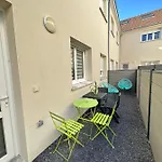 Апартаменты Le Remois - T2 - Renove - Parking - Cour Privative - Wifi Реймс