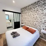 Апартаменты Le Remois - T2 - Renove - Parking - Cour Privative - Wifi