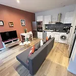 Апартаменты Le Remois - T2 - Renove - Parking - Cour Privative - Wifi *