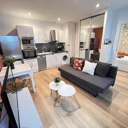 Le Remois - T2 - Renove - Parking - Cour Privative - Wifi Apartman Reims