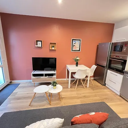 Le Remois - T2 - Renove - Parking - Cour Privative - Wifi Reims