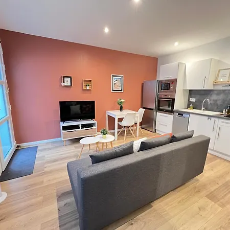 Le Remois - T2 - Renove - Parking - Cour Privative - Wifi Apartman Reims