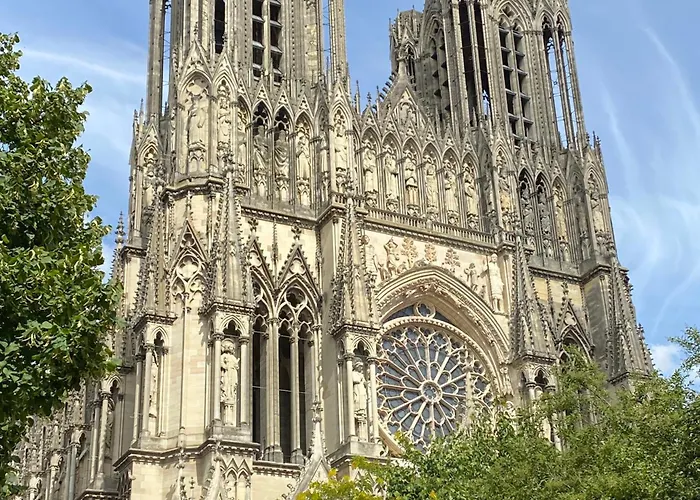 Le Remois - T2 - Renove - Parking - Cour Privative - Wifi