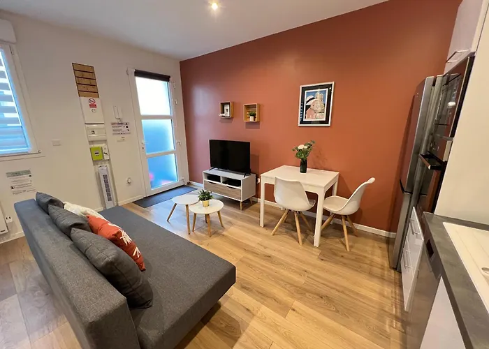 Le Remois - T2 - Renove - Parking - Cour Privative - Wifi *