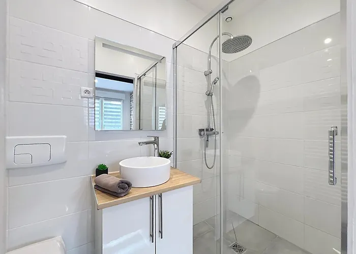 Le Remois - T2 - Renove - Parking - Cour Privative - Wifi ランス